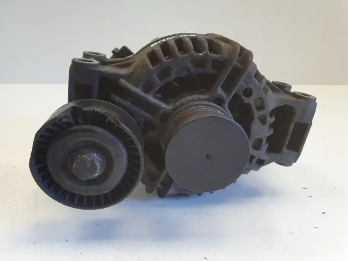 BMW E87 E90 2.0 i ALTERNATOR 110A 0124325116 bosch 7532964