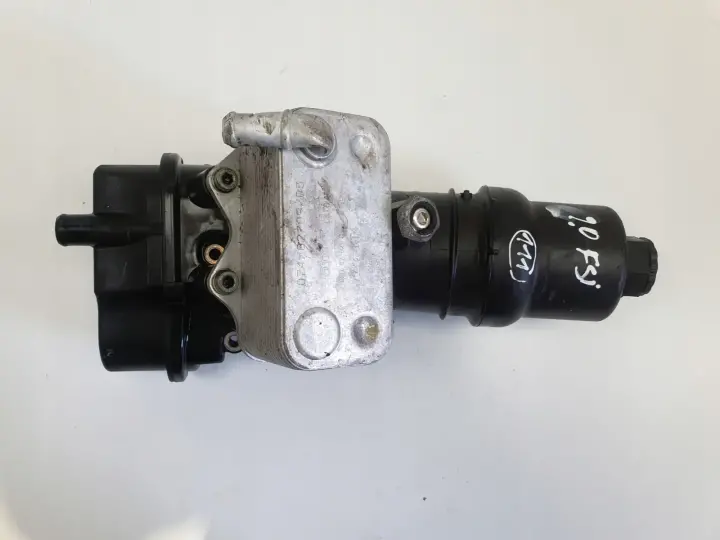 Audi A3 8P II 2.0 FSI OBUDOWA FILTRA OLEJU 06D115397G