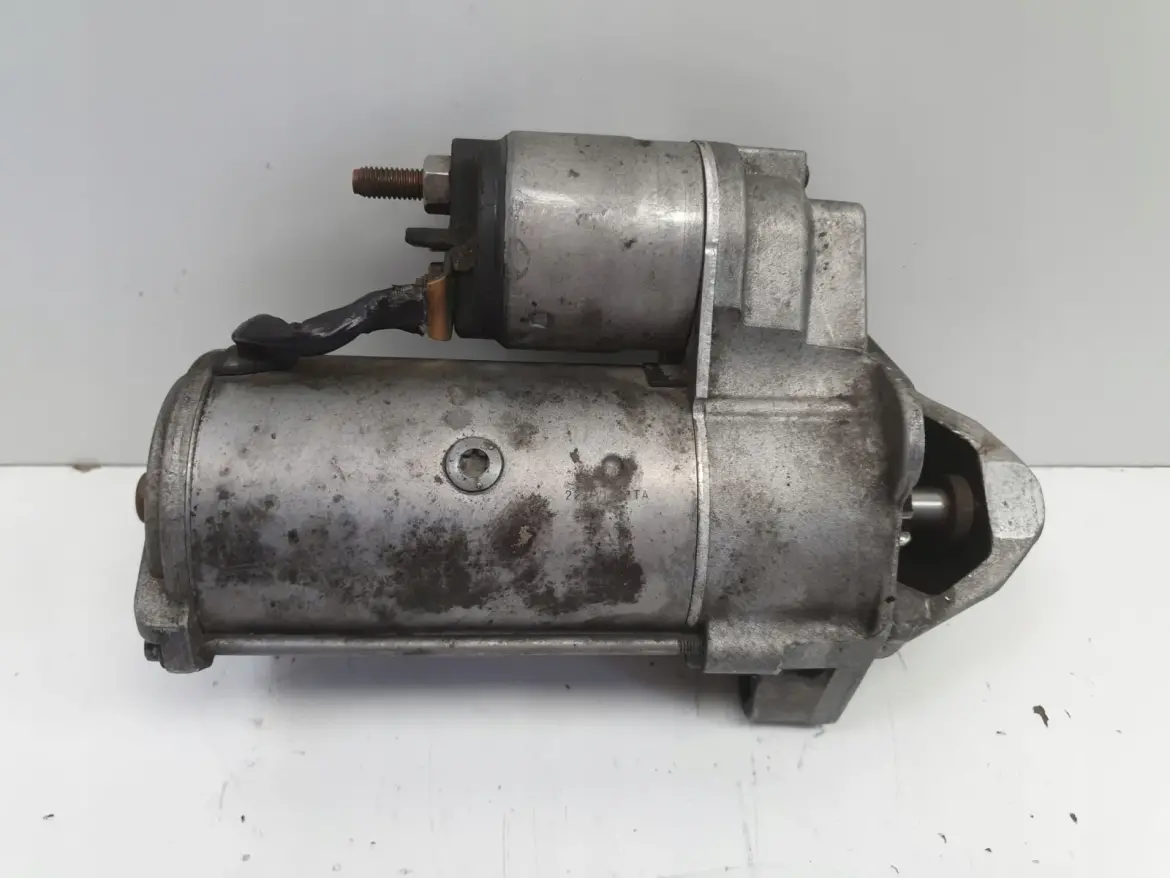 VW Passat B5 1.9 TDI ROZRUSZNIK 068911024E valeo