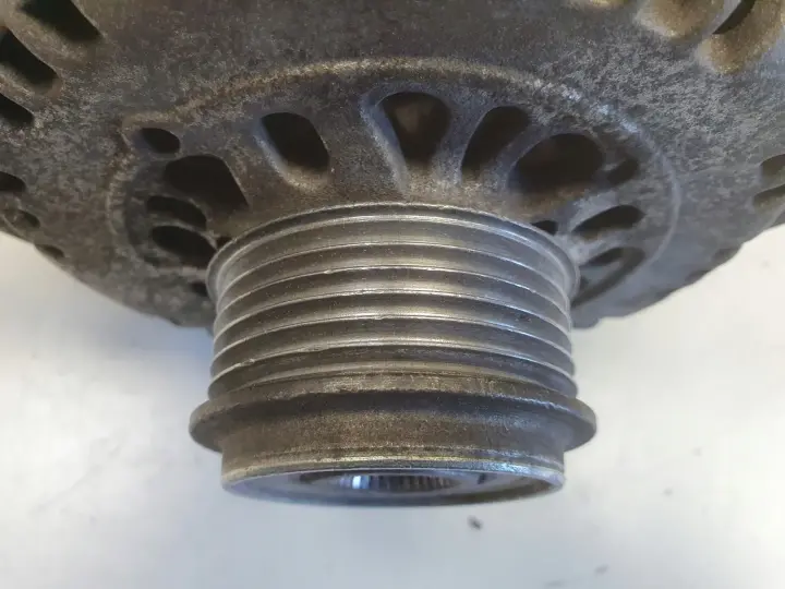 Opel Astra III H 1.7 CDTI ALTERNATOR pompa vacum