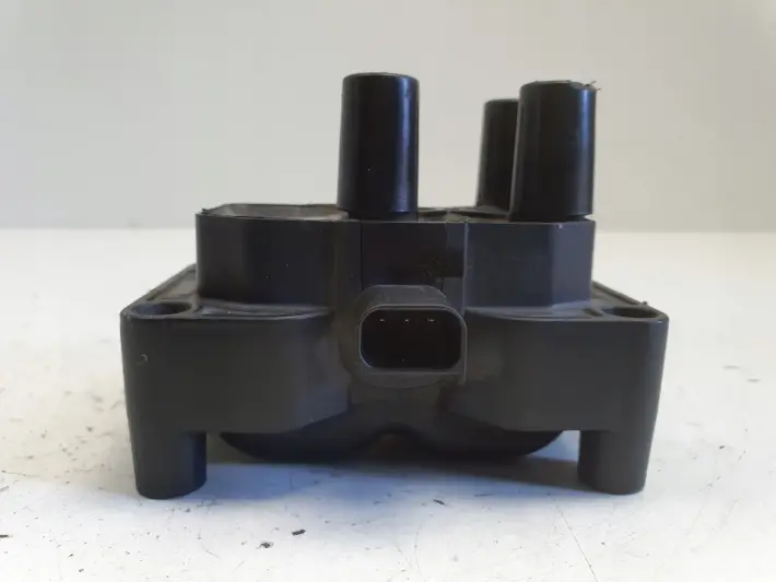 Ford Mondeo MK3 2.0 16V CEWKA ZAPŁONOWA bosch 0221503487
