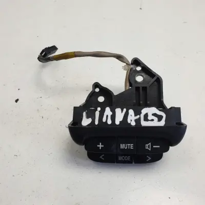 Suzuki Liana STEROWANIE RADIEM Z KIEROWNICY Panel