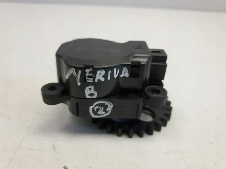 09e3908606539962fd2ea30f2b1b5208