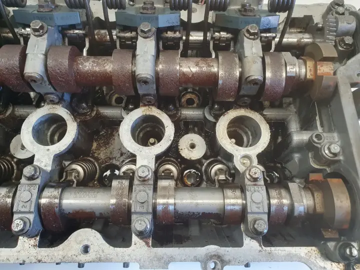 Mini Cooper R56 Peugeot Citroen 1.6 16V VTi GŁOWICA CYLINDRÓW V753354980R