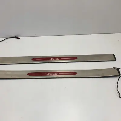 Fiesta MK7 VII NAKŁADKI PROGOWE Nakładka 3D