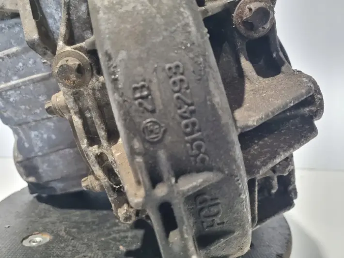 44500982f9041a7aec6a56c8c41e3477