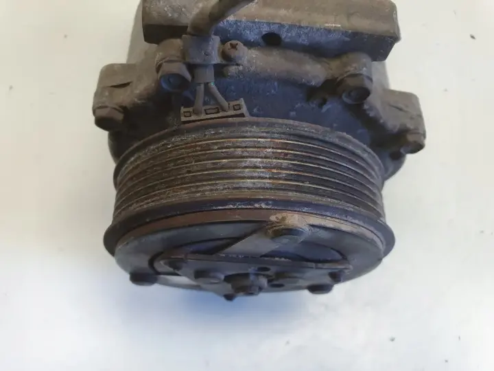 Volvo S40 II V50 1.6 D D2 SPRĘŻARKA KLIMATYZACJI 31348245