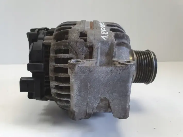 Mercedes W203 CLK W209 1.8 K ALTERNATOR