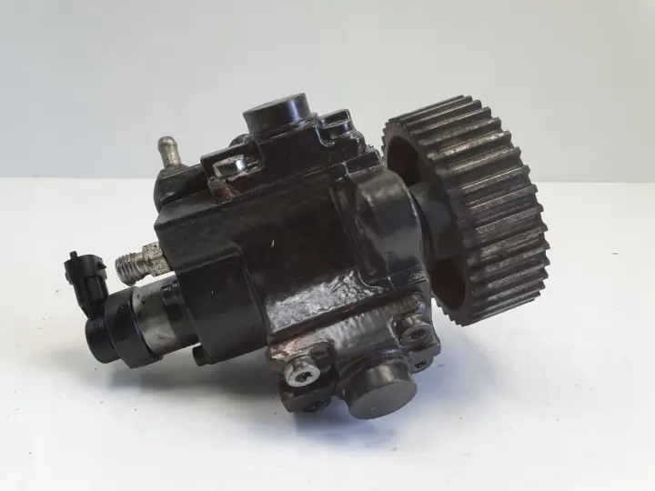 Saab 9-3 1.9 TID 16V POMPA WTRYSKOWA paliwa 0445010183