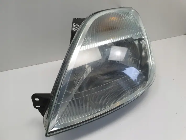 Ford Fiesta MK6 02-08r PRZEDNIA LAMPA LEWA LEWY PRZÓD anglik 2S6X-13W030-BJ