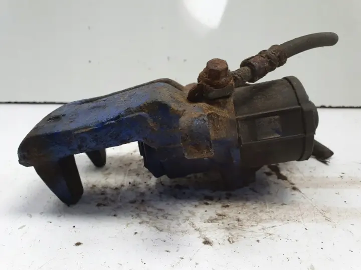 Volvo S60 II S80 II V60 V70 III XC70 II TYLNY ZACISK HAMULCOWY lewy tył