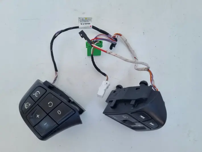 Volvo S60 II V60 I PRZEŁĄCZNIKI KIEROWNICY Panel 31334457 31332911