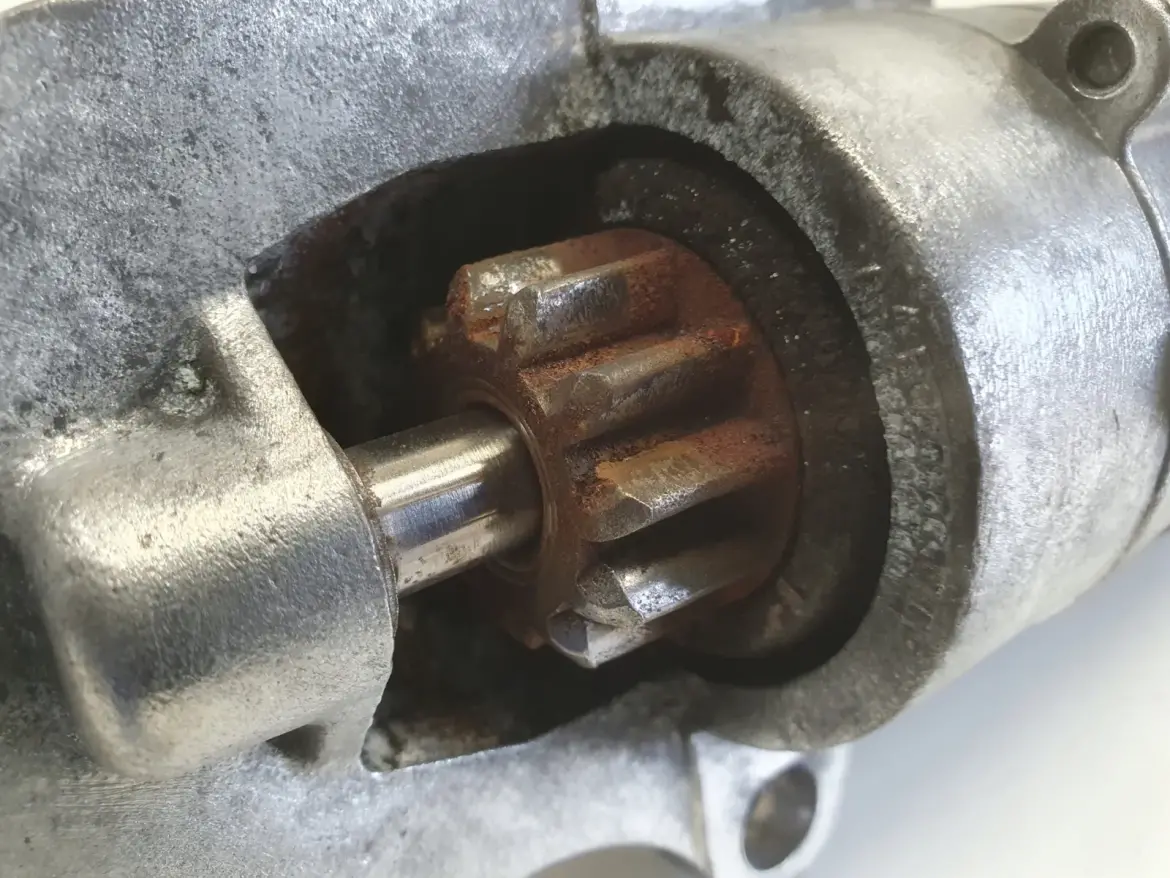 Ford Mondeo MK3 1.8 2.0 16V ROZRUSZNIK 1S7U-11000-AD