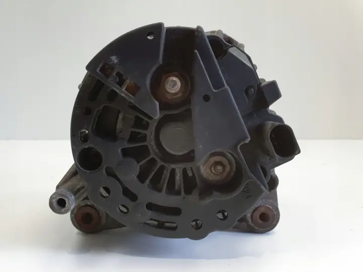 VW Golf V 1.9 TDI ALTERNATOR