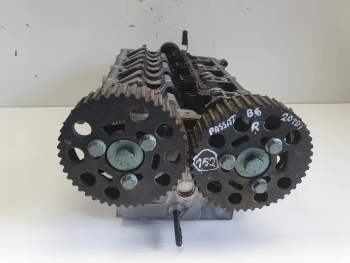 VW Passat B6 2.0 TDI GŁOWICA CYLINDRÓW 03G103373A