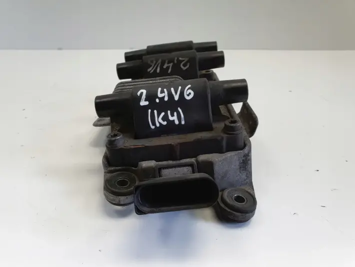 Audi A6 C5 2.4 V6 CEWKA ZAPŁONOWA 078905104