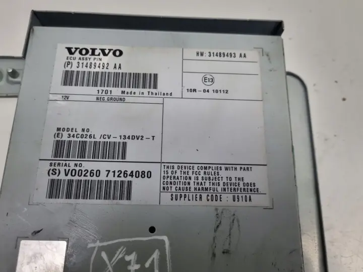 Volvo VOLVO V60 I S60 II V40 II WZMACNIACZ RADIA 31489492AA 31489492