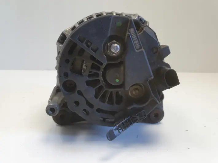 Audi A4 B6 1.9 TDI ALTERNATOR Bosch 028903029Q 0124525010 140A