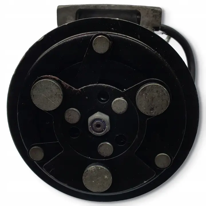 579c30c6e818351e6b3a7d903323d40c