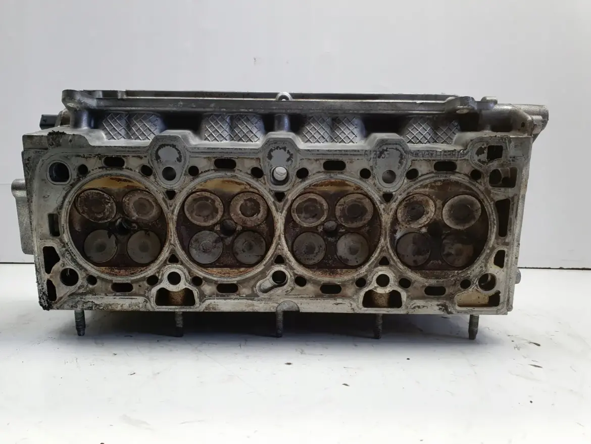 Opel 1.6 16V A16XER GŁOWICA CYLINDRÓW 55559340