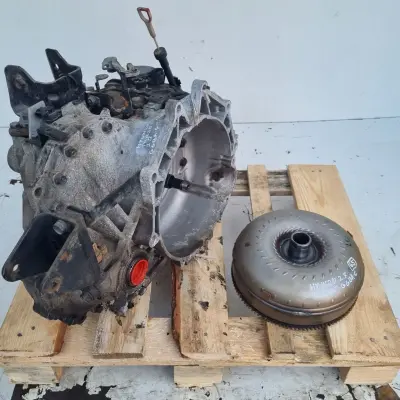 Hyundai Trajet 2.7 V6 AUTOMATYCZNA SKRZYNIA BIEGÓW automat