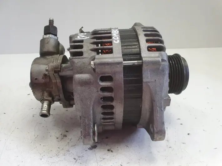 Opel Combo C 1.7 CDTI DI ALTERNATOR pompa vacum