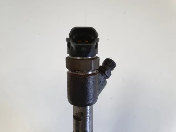Ford Transit Connect II 1.5 TDCi WTRYSK PALIWA wtryskiwacz 0445110955