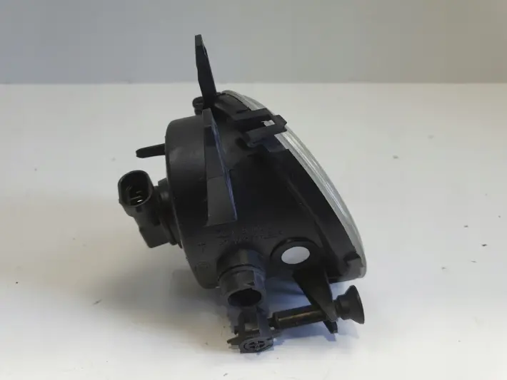 BMW F30 11-18r PRZEDNI HALOGEN PRAWY PRZÓD pasażera 7200100001