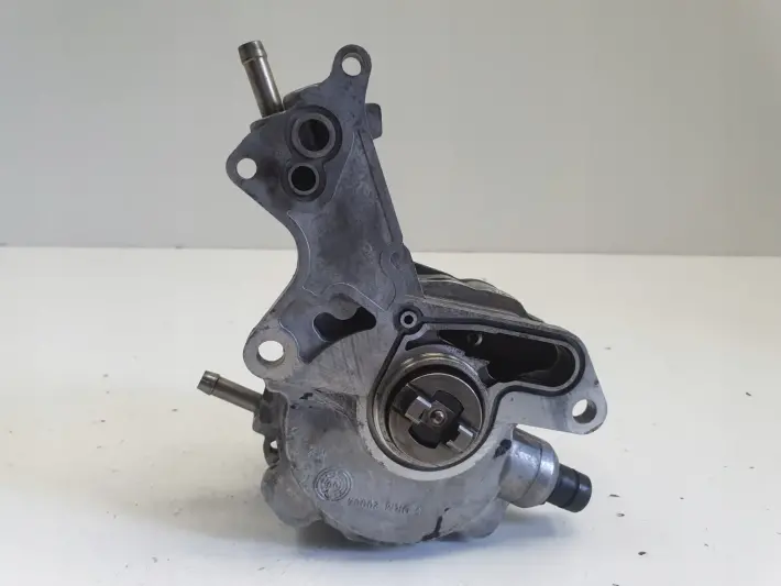 VW Passat B5 1.9 TDI POMPA VACUM wakum 038145209A