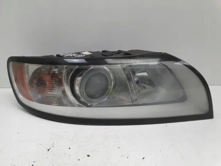 Volvo S40 II V50 LIFT PRZEDNIA LAMPA PRAWA prawy przód 0301237202 31265695