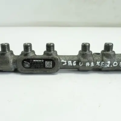 Jaguar XE 2.0 D LISTWA WTRYSKOWA 0445214332