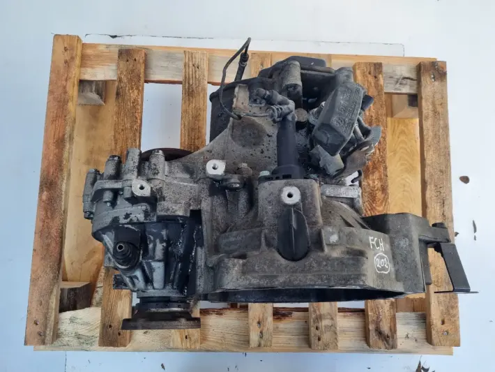 VW New Beetle 1.6 8V SKRZYNIA BIEGÓW manualna FCH manual