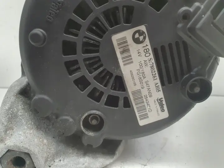 BMW E87 2.0 D ALTERNATOR valeo 7802261 180A