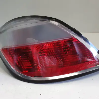 Opel Astra H III HB 5D 04-10r TYLNA LAMPA LEWA lewy tył 342691834