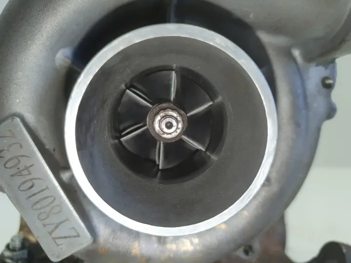 Peugeot 307 1.6 HDI TURBOSPRĘŻARKA turbo 9HZ 109KM