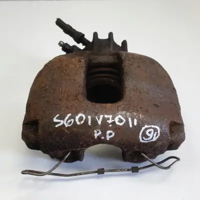 Volvo S60 I V70 II PRZEDNI ZACISK HAMULCOWY prawy przód pasażera 830