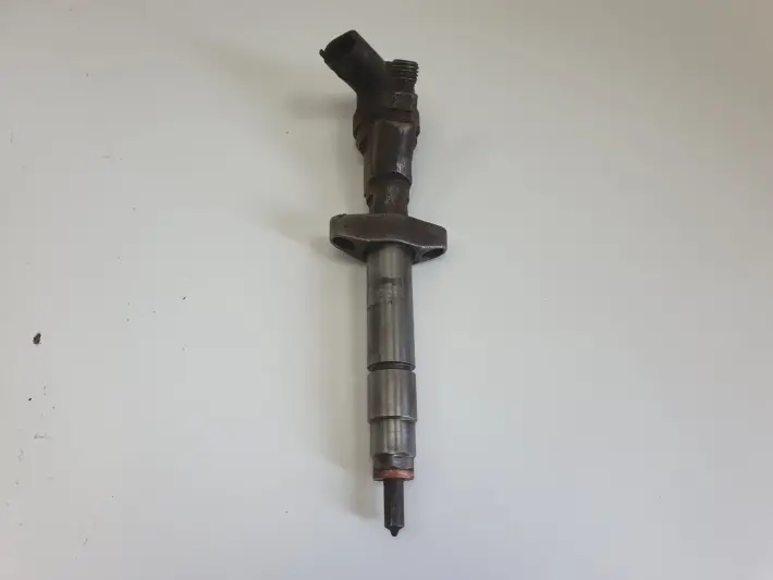 Renault Master II 2.5 DCI WTRYSKIWACZ wtrysk 0445110141