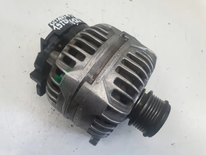 Skoda Octavia I 1.9 TDI ALTERNATOR Bosch 028903028E 120A