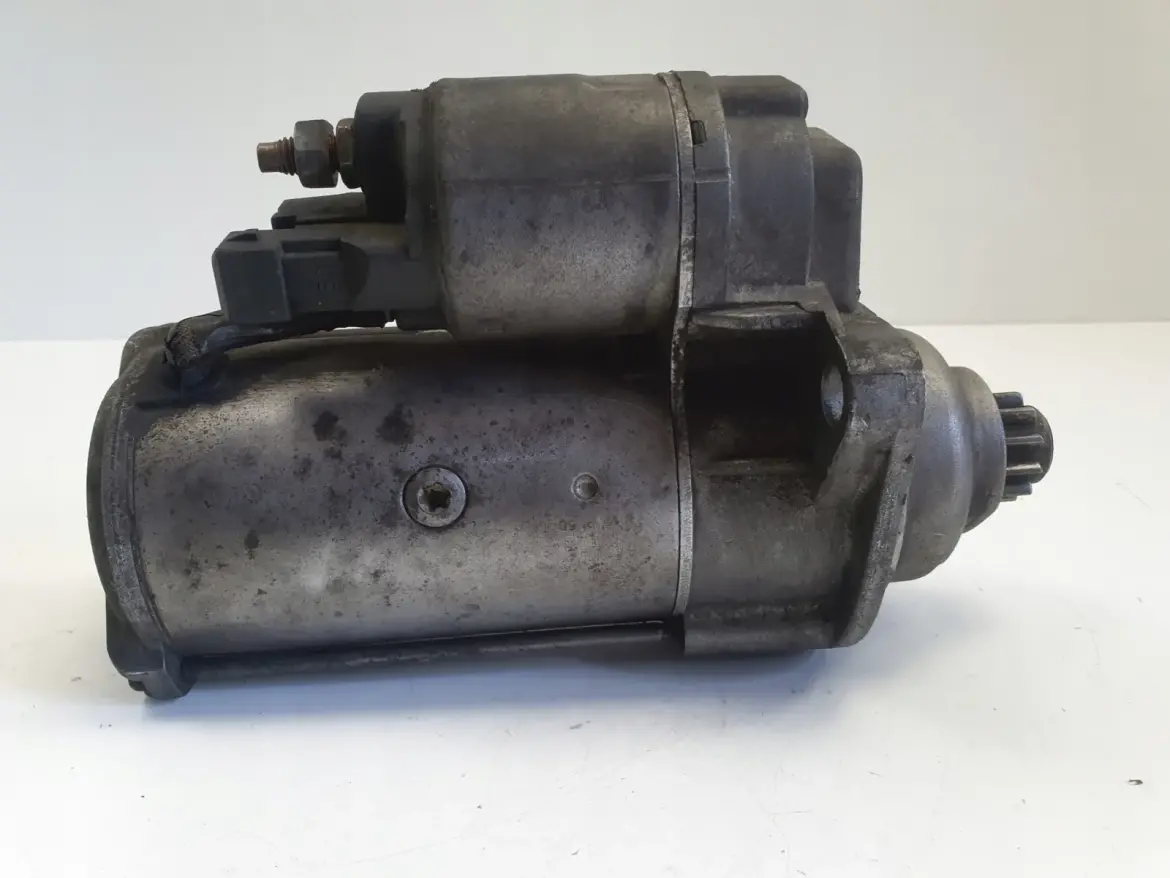 Audi A3 8L Golf IV 1.9 TDI ROZRUSZNIK valeo 02A911024B D7RS30