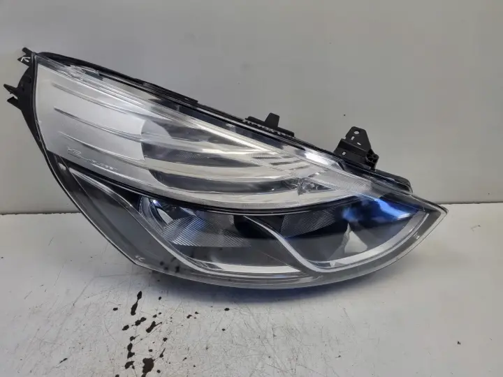 Renault Clio IV 12-16r PRZEDNIA LAMPA PRAWA PRAWY PRZÓD europa 010330748
