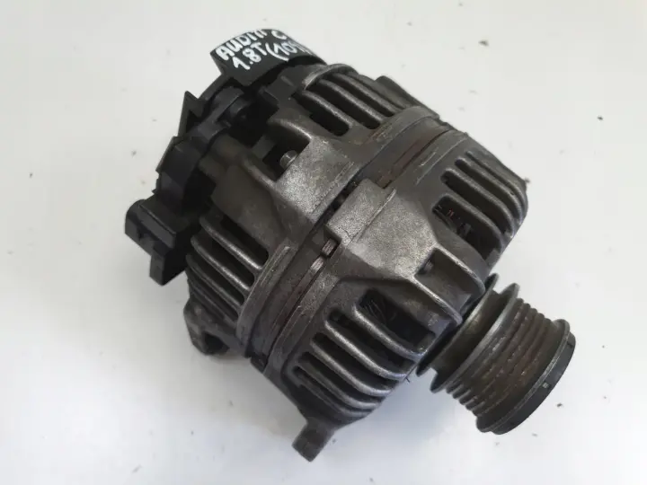 Audi TT 1.8 T ALTERNATOR bosch 028903028E 120A