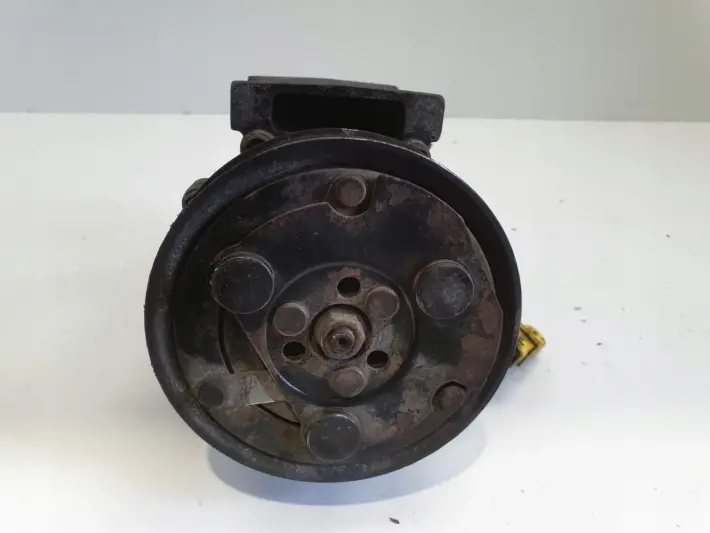 Mini One R56 1.4 16V VTi SPRĘŻARKA KLIMATYZACJI 2758433