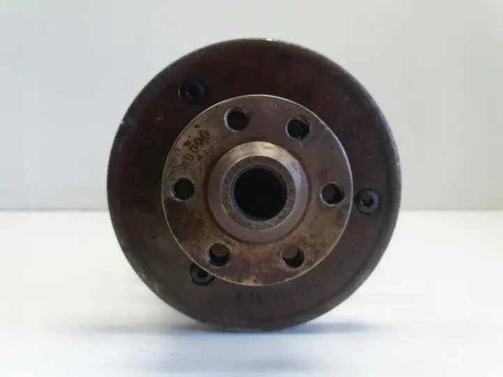 Skoda Octavia II 2.0 FSI WAŁ KORBOWY 8DA50859