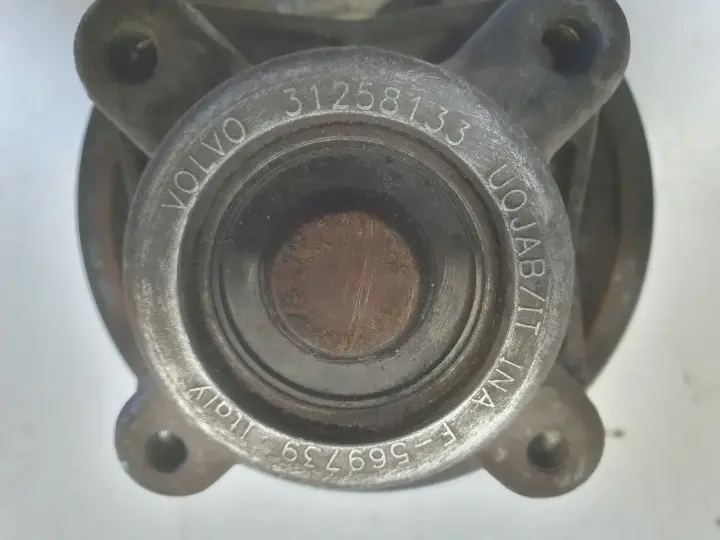 Volvo XC60 2.4 D D5 NAPINACZ PASKA rolka 31258133