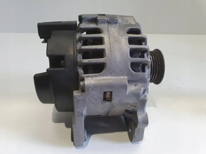 Skoda Fabia I VW Polo IV 1.2 12V ALTERNATOR