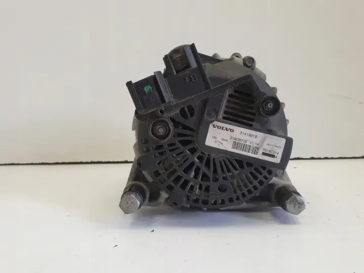 Volvo V40 II 1.6 D2 ALTERNATOR 31419219 150A