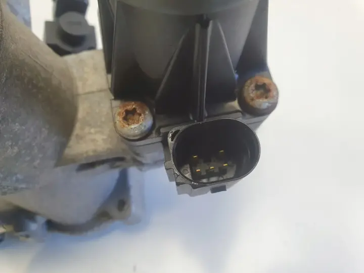 Volvo S60 II V60 2.0 D4 CHŁODNICA SPALIN egr 31325030