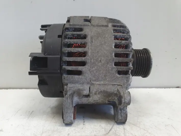 Audi A3 8P 3.2 V6 03-13r ALTERNATOR