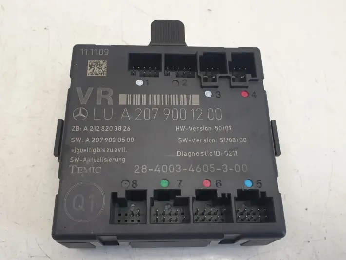 Mercedes C207 W207 PRAWY MODUŁ DRZWI A2079001200