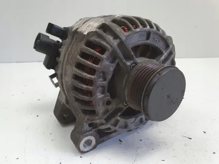 Citroen C4 1.6 HDI ALTERNATOR 9646321880